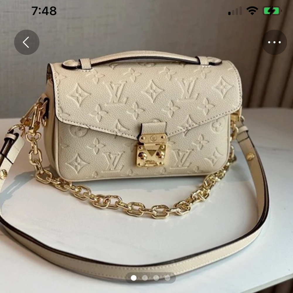 Designer Inspired Cross Body Bag, NWOT, 2 straps.